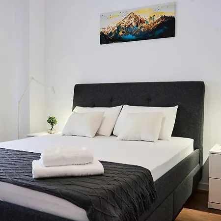 Sunset View Tudor - By Open House Апартаменти Тімішоара