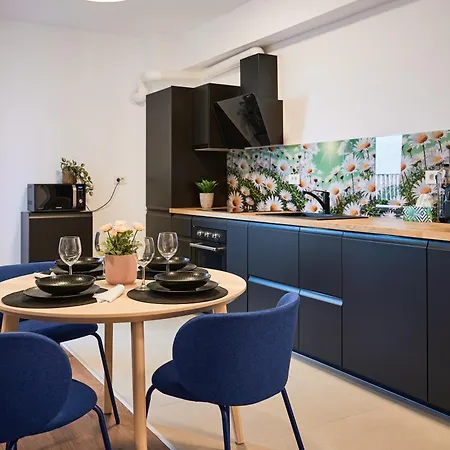 Апартаменти Sunset View Tudor - By Open House