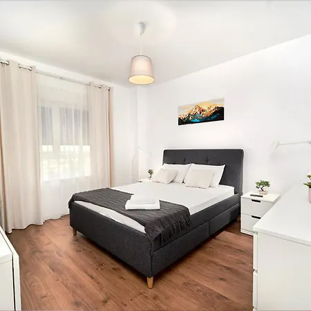 Sunset View Tudor - By Open House