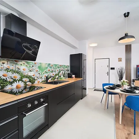 Sunset View Tudor - By Open House تيميشورا