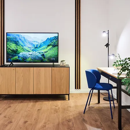 Sunset View Tudor - By Open House